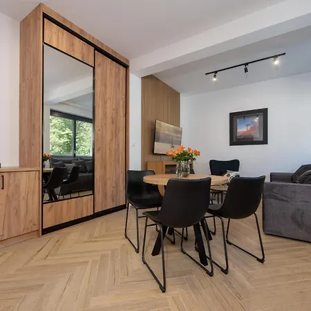 Rozewska 30 Apartman *