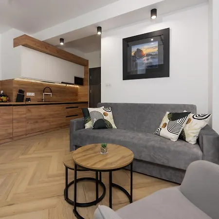 Rozewska 30 Jastrzębia Góra