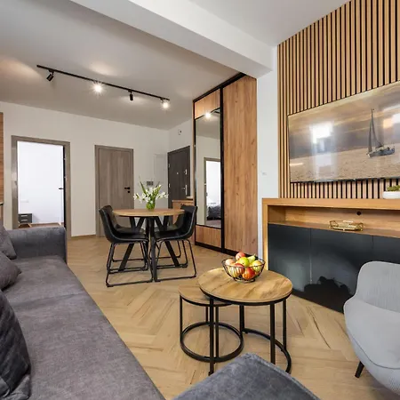 Apartman Rozewska 30 *