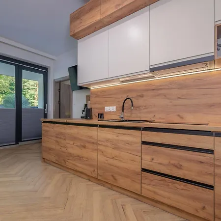 Rozewska 30 Apartament *