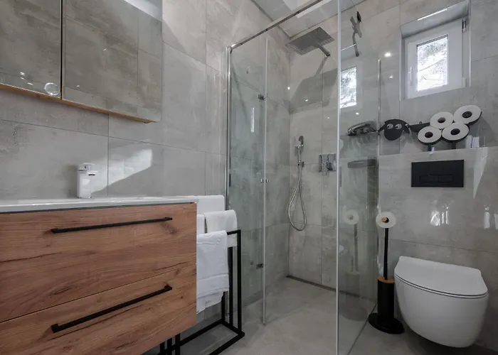 Rozewska 30 Jastrzębia Góra