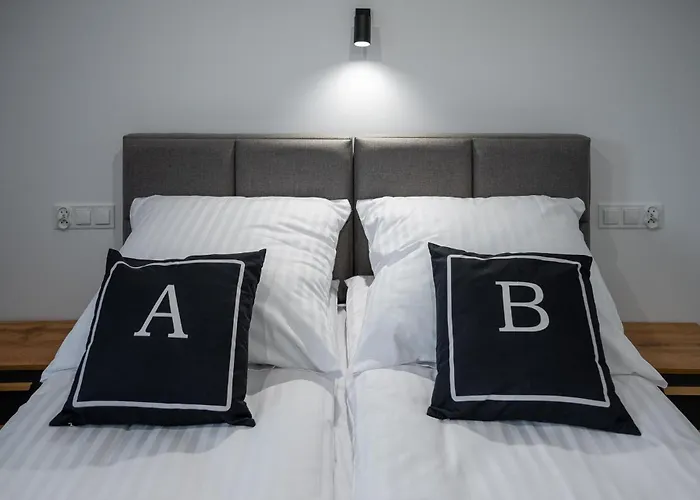 公寓 Rozewska 30 *