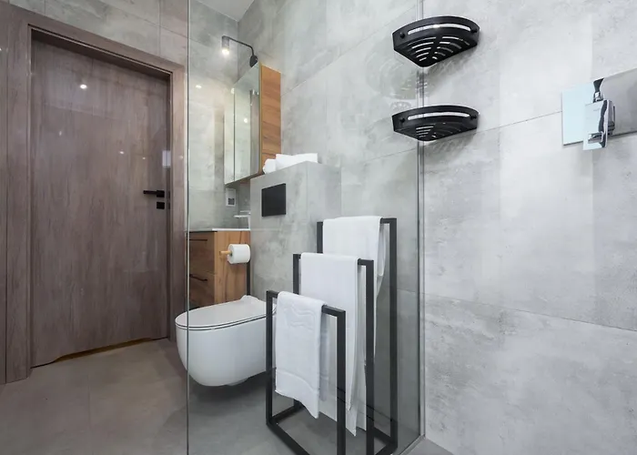 Rozewska 30 Jastrzębia Góra