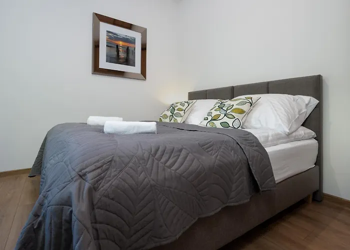 Rozewska 30 * Jastrzębia Góra