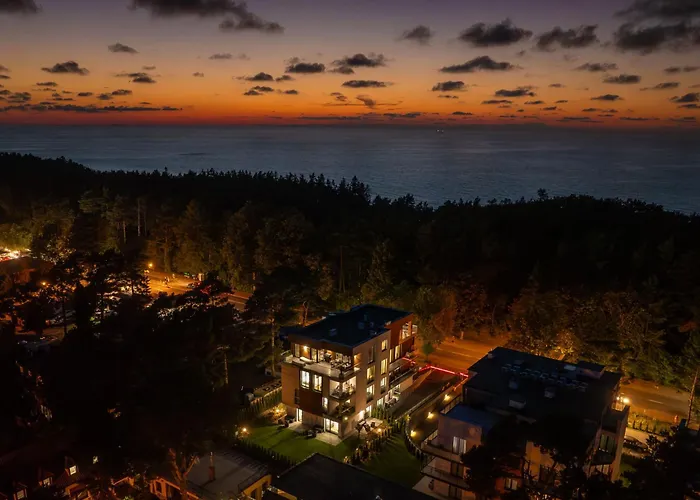 公寓 Rozewska 30 *