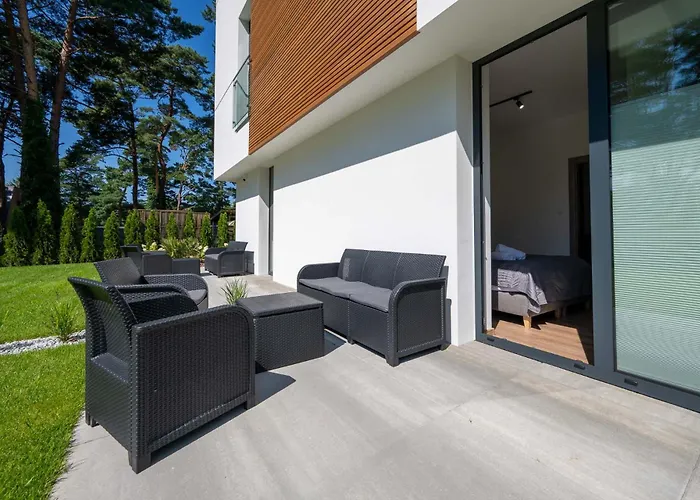 公寓 Rozewska 30 *