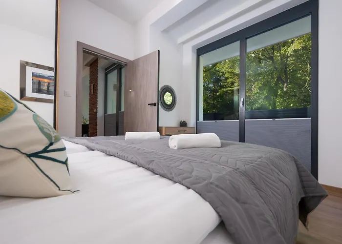 Rozewska 30 * Jastrzębia Góra